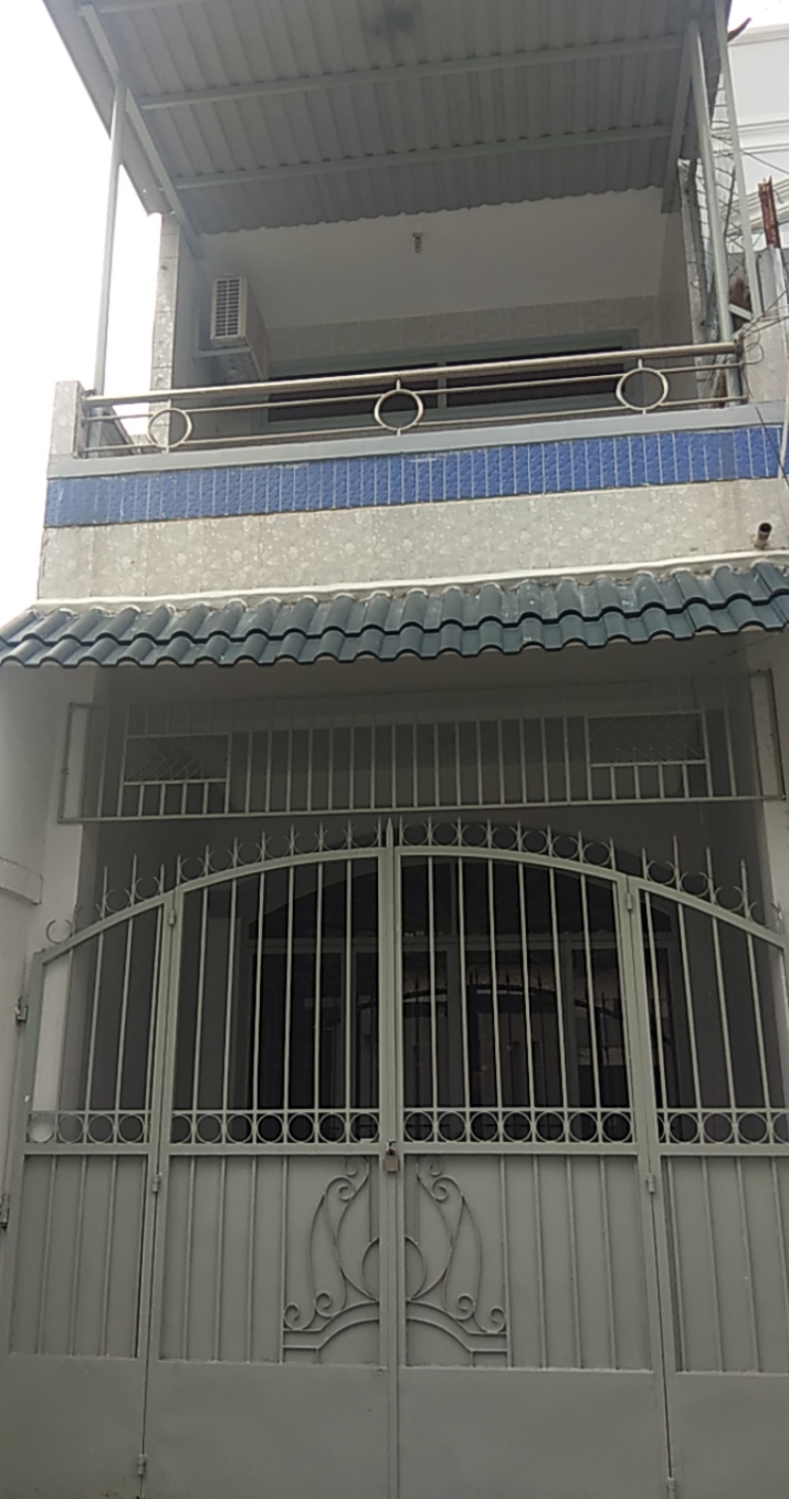 Bán nhà mặt tiền đường nhựa 7m,  Lê Văn Việt, phường Hiệp Phú, Quận 9. 