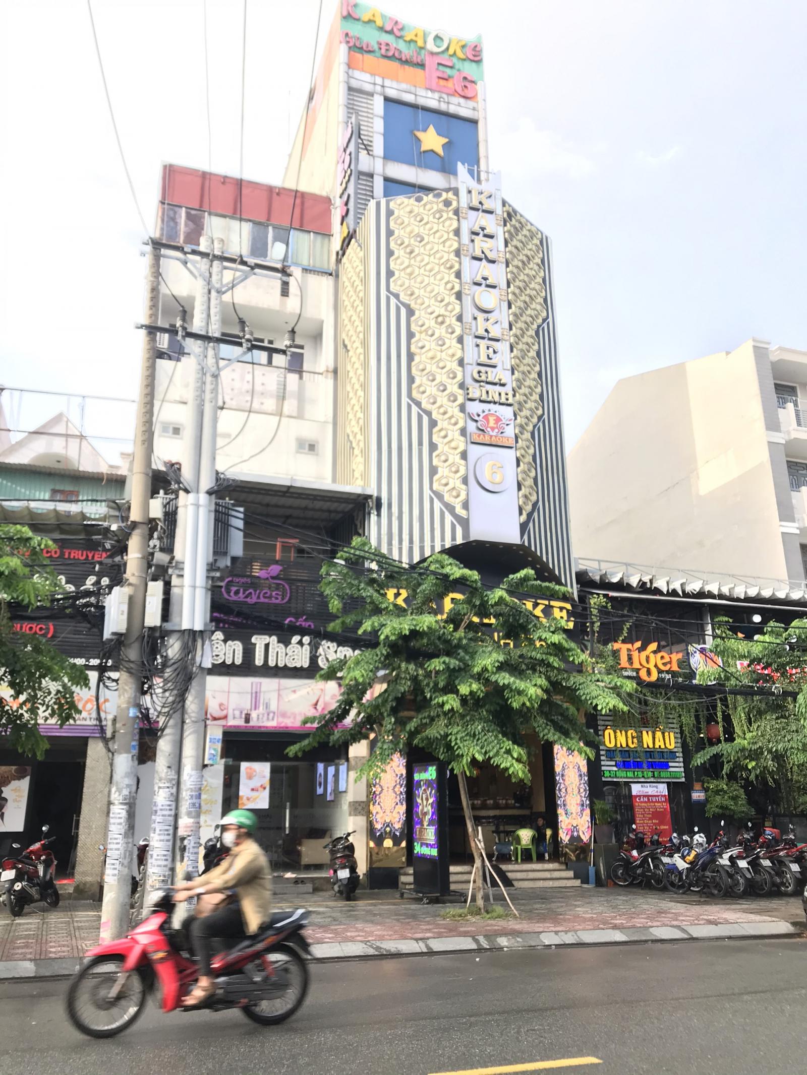 BÁN NHÀ MẶT TIỀN TRẦN BÌNH TRỌNG QUẬN 5, NHÀ MỚI 1 TRỆT 4 LẦU, GIÁ CHỈ 22 TỶ. LH 0933350305
