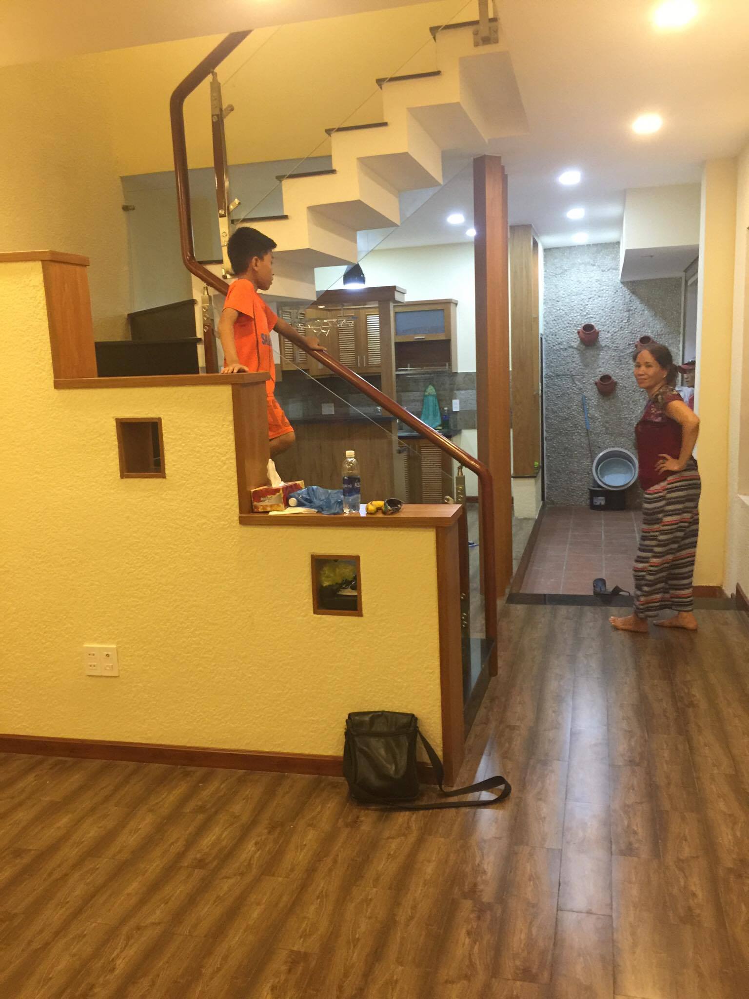 bán nhà 2 mt hẻm trước sau khu an ninh nội địa đường âu cơ quận tân bình DT4x17 giá 8,3 tỷ TL