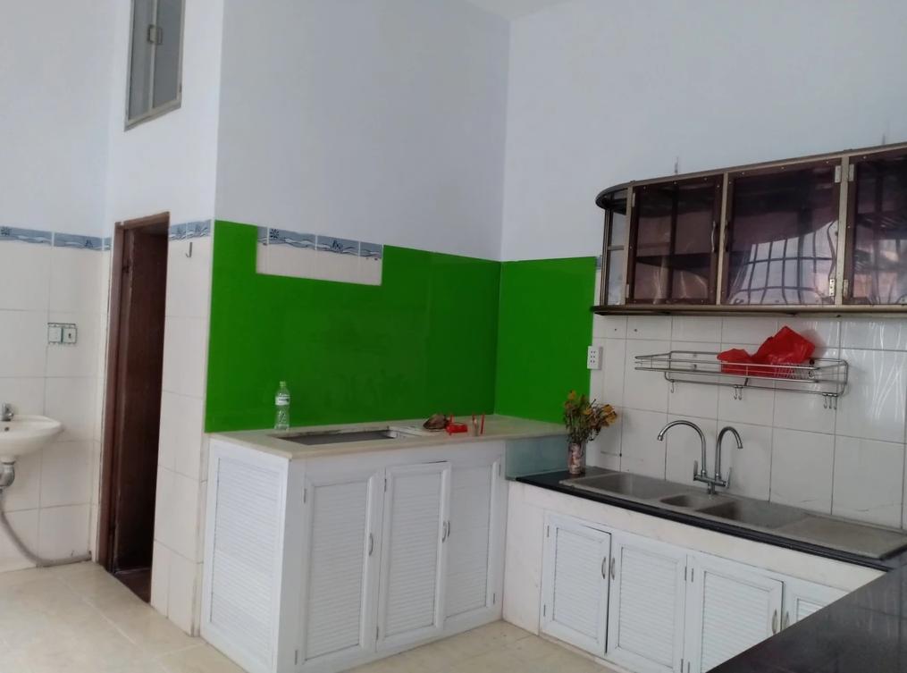 Bán nhanh biệt thự góc 2 MT 5 lầu Nguyễn Văn Hưởng - 10x25m khai thác CHDV 250tr/th 49tỷ