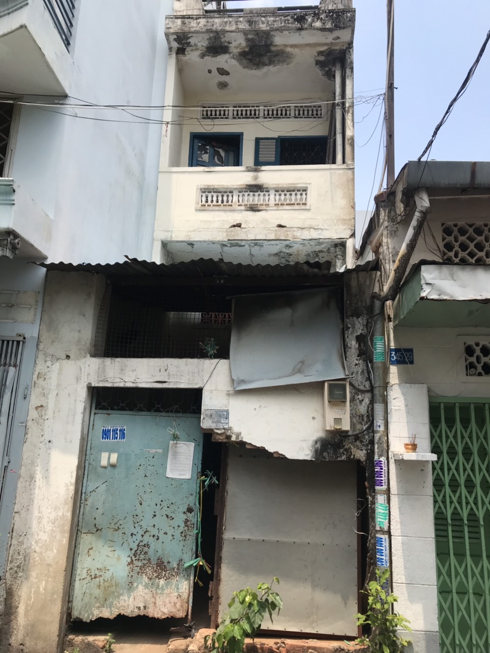 CHÍNH CHỦ CẦN BÁN NHÀ NÁT TẠI QUẬN 1, TP HỒ CHÍ MINH