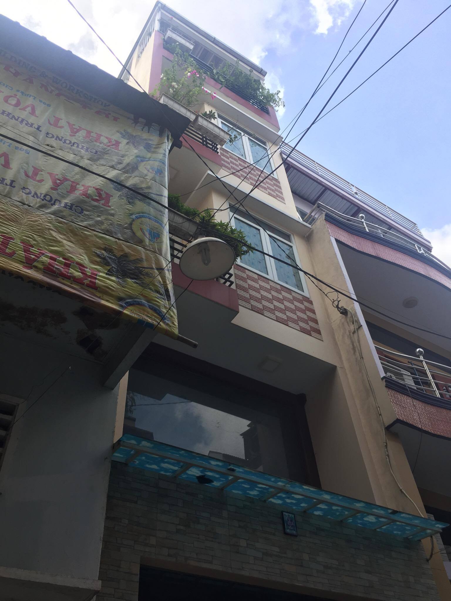 Cam Đoan Nhà 1 Đời Chủ hxh 12m Đường Bình Thới DT 4.3 X15m KC 4 Tầng giá 9.5 tỷ q11.