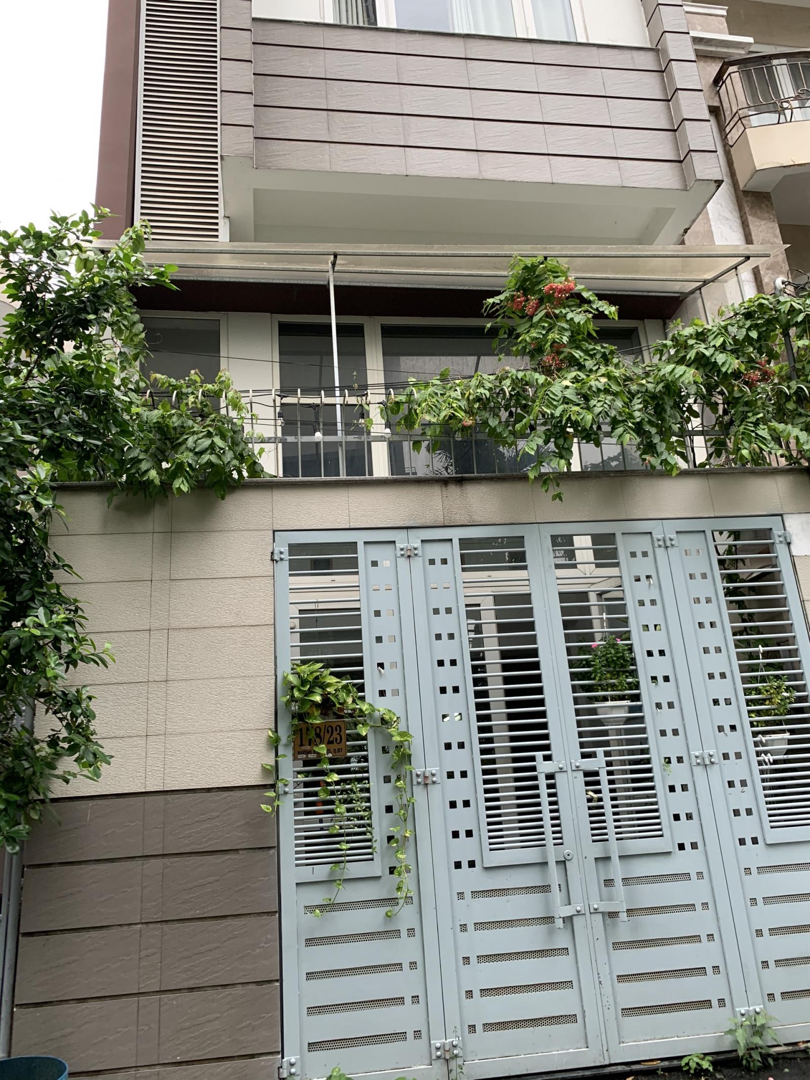 Bán nhà mặt tiền Quốc Lộ 13, P. 26, Q. Bình Thạnh 7.8x32m NH GPXD 1H 10L, giá 37 tỷ