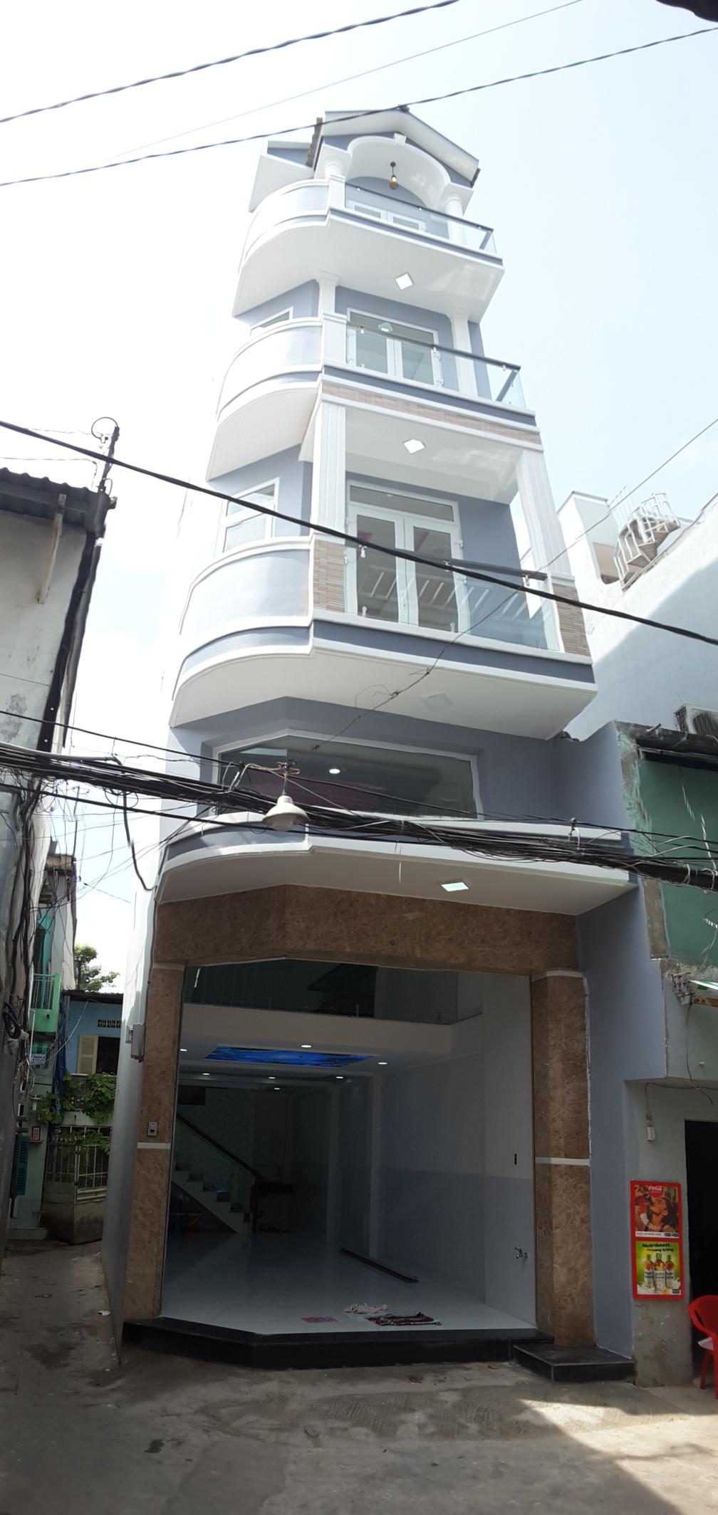 Bán nhà đang ở đường Tôn Thất Hiệp, DT: 4x15, chỉ 8 tỷ 4, xe hơi vô tận nhà, Q.11, LH: 0915190011