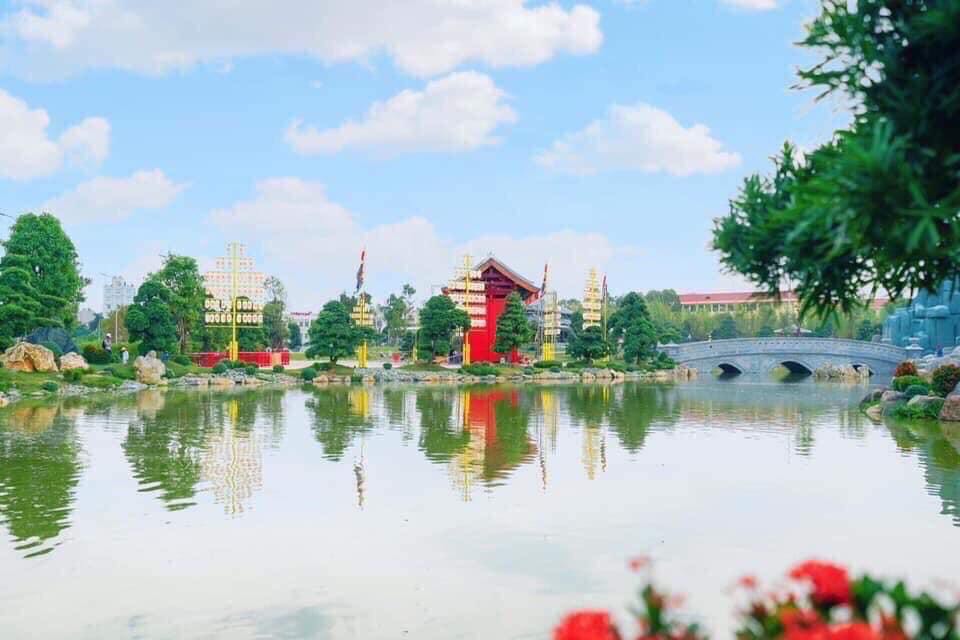 Bán khách sạn đường D2, Bình Thạnh DT: 6x18m, 4 lầu thang máy đang cho thuê giá cao, giá 22 tỷ TL