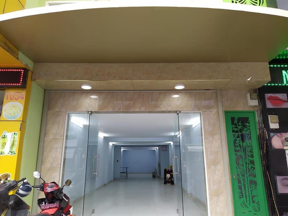 Bán nhanh biệt thự góc 2 MT 5 lầu Nguyễn Văn Hưởng - 10x25m khai thác CHDV 250tr/th 49tỷ