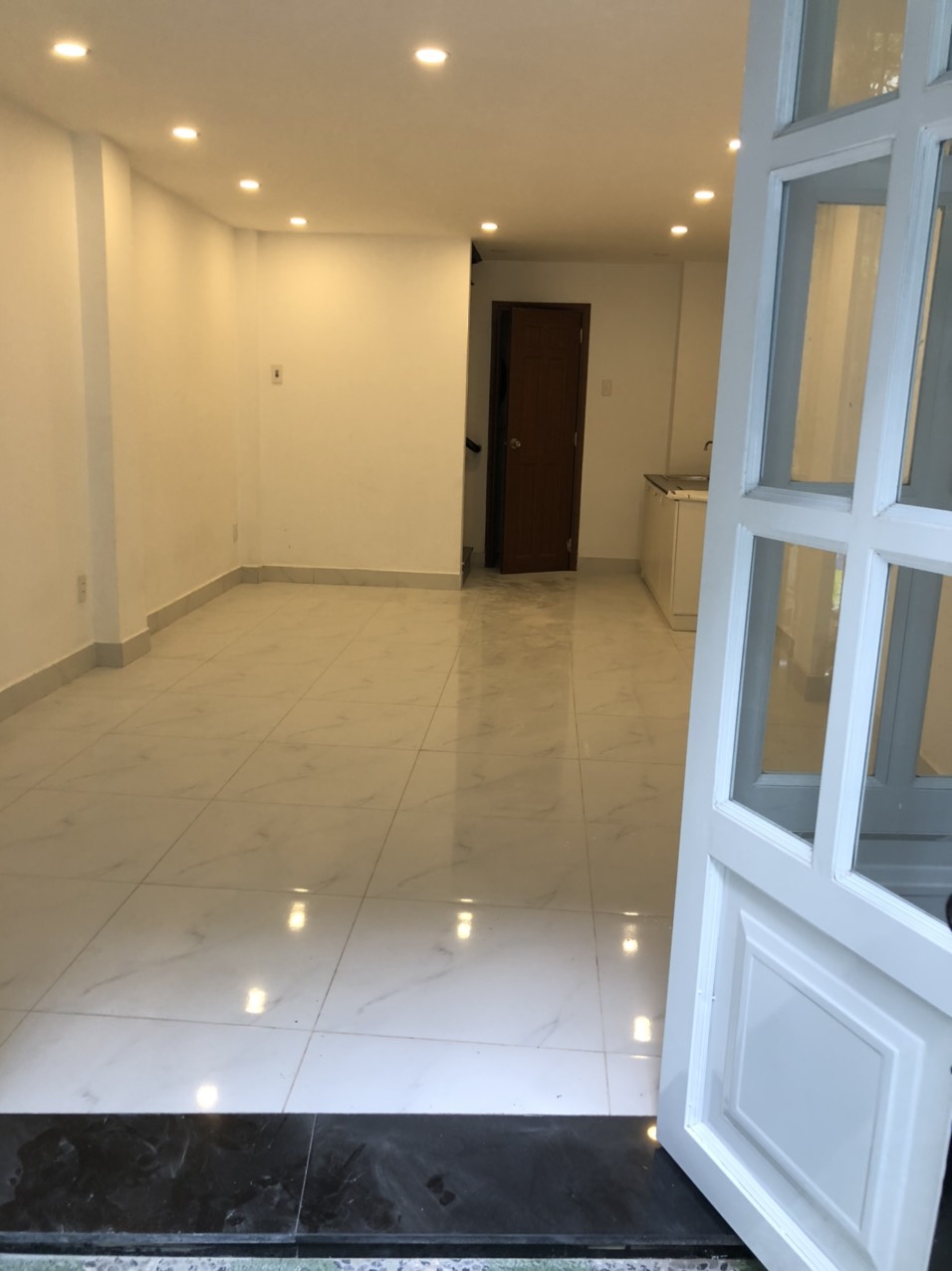 Bán nhà HXH Điện Biên Phủ, P25, BT. Ngay ĐH Hutech 4x11.5m nhà 1 trệt, 2 lầu giá 8,5 tỷ 	