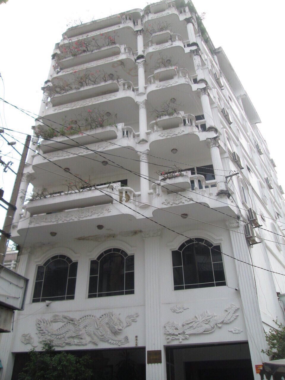 Bán nhà mặt phố Trần Phú, P7, Q5, 4mx21m, 8 lầu đẹp, giá 32tỷ, giá tốt nhất thị trường