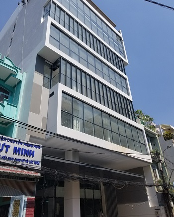 Bán nhà MT đường Hoàng Văn Thụ, Phường 15, Phú Nhuận, DT 8x18m, 5 lầu, thang máy, giá 46 tỷ