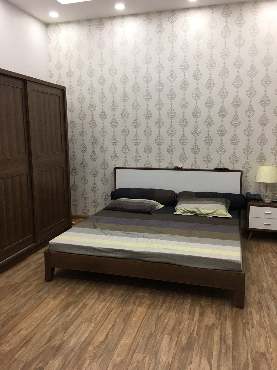 Bán nhà khu 351 Lê Văn Sỹ, P13, Q.3, DT 6x17, 3 lầu, giá 23 tỷ