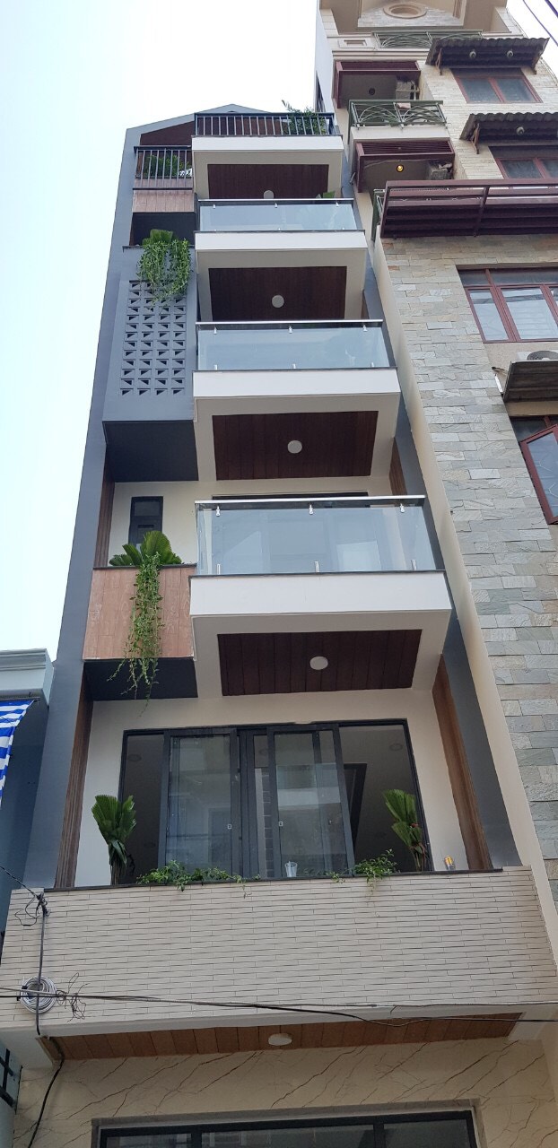Bán nhà mặt tiền Lương Nhữ Học, DT 5 x 18m, nhà 4 lầu, giá 19 tỷ