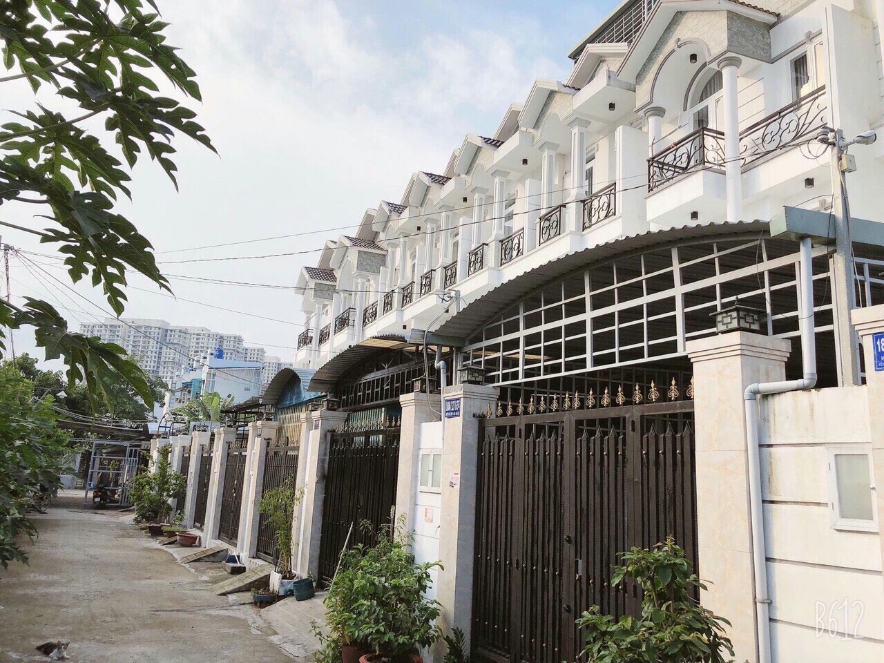 Kẹt ngân hàng bán lỗ Nhà hẻm xe hơi 1806 Huỳnh Tấn Phát, Nhà Bè.Dt 5x21m 3 lầu, ST. Giá 4,2 tỷ