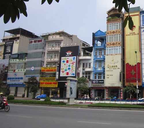 Bán nhà mặt tiền Nguyễn Trãi, P. Nguyễn Cư Trinh, Q1. DT: 6m x 30m,giá rẻ bất ngờ