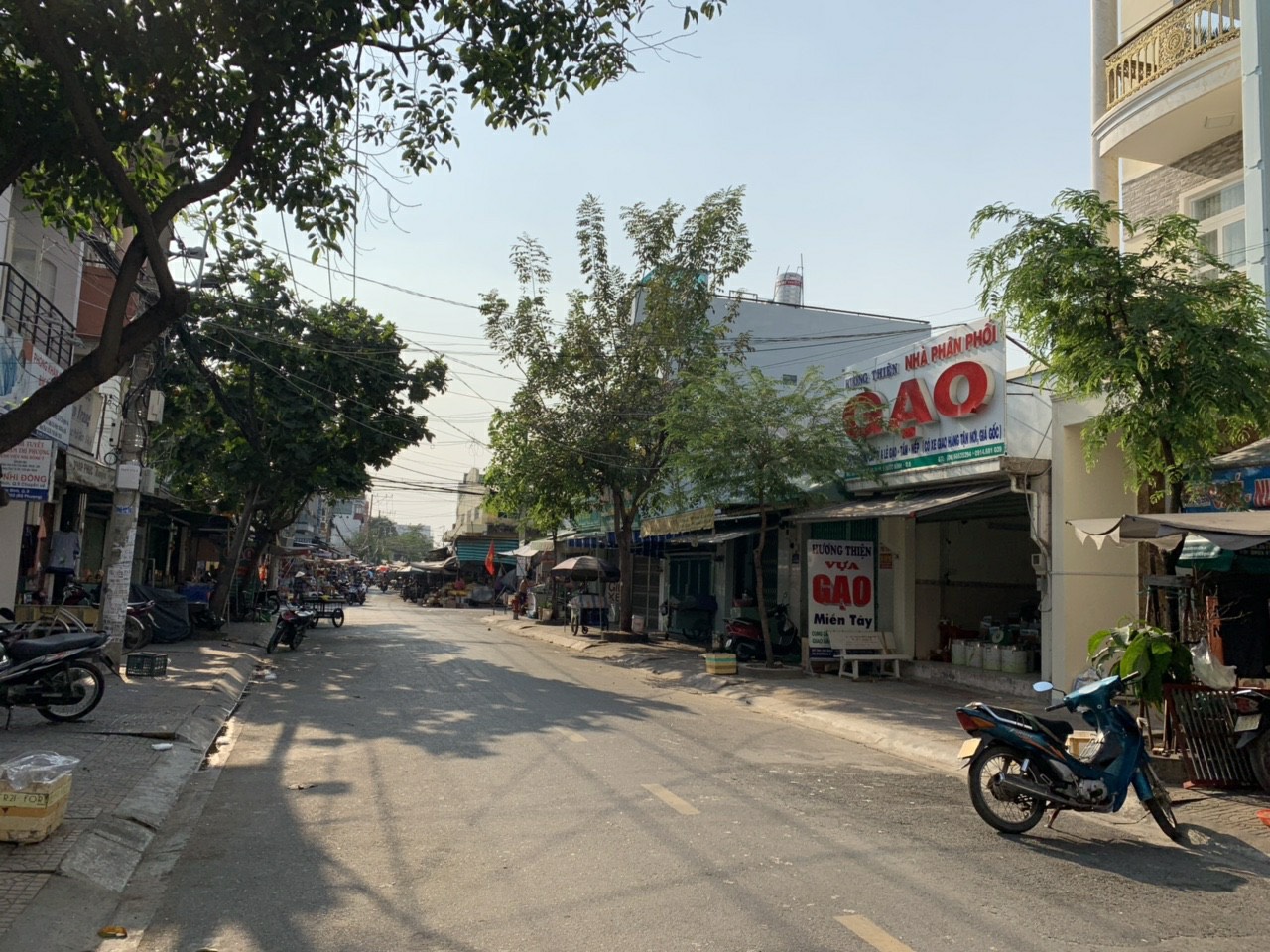 Bán 3 nhà liền kề đường 4, Phước Bình, diện tích 264m2 (12x22m) cấp 4, mặt tiền đường 