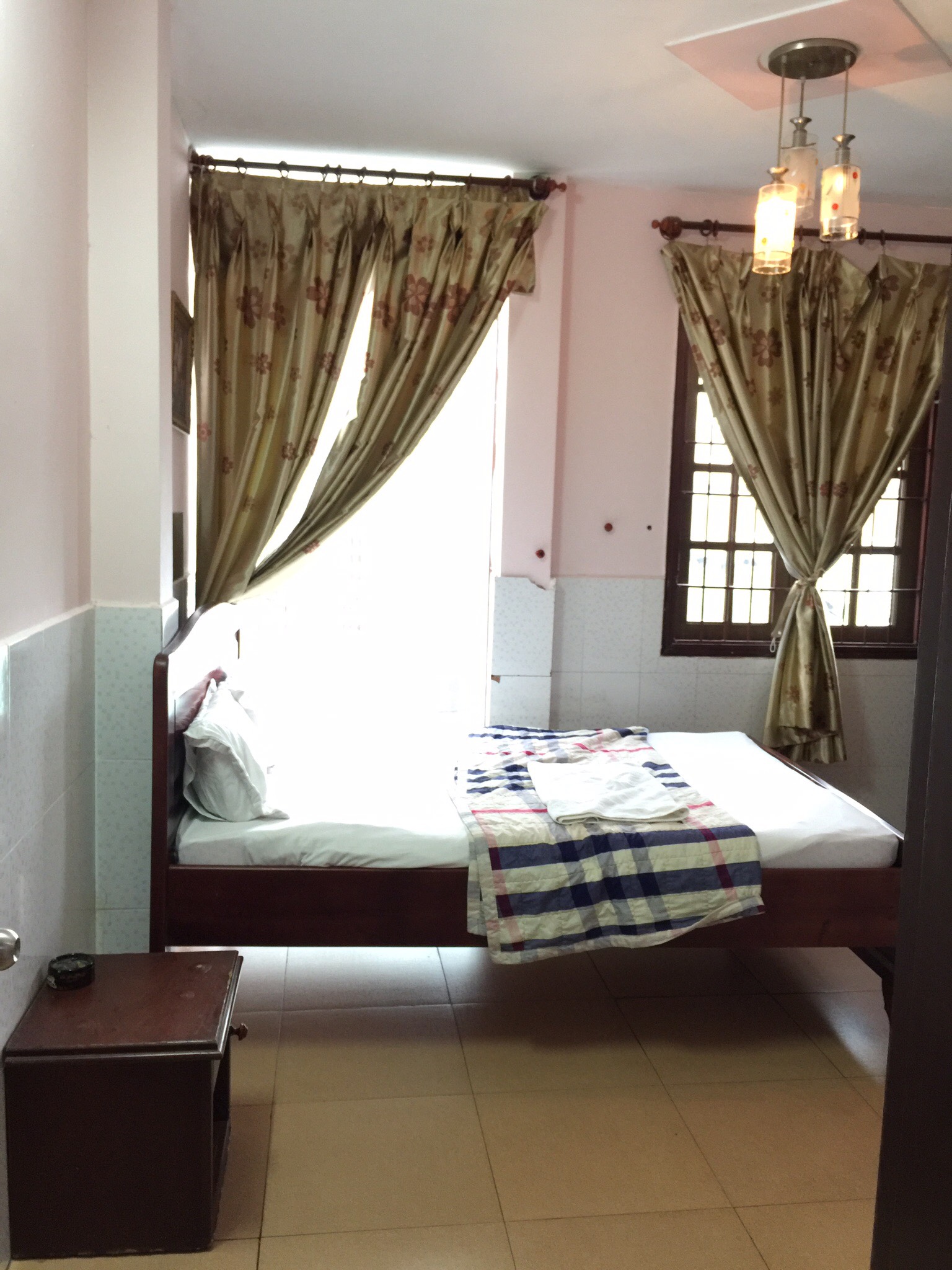KHÁCH SẠN PHÚ AN KHANG - 345/42 TÂN KỲ ,TÂN QÚY,P.TÂN QÚY ,TP HCM
