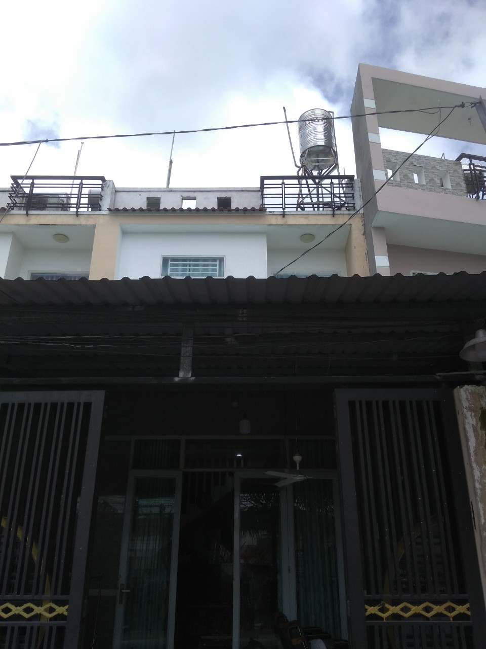 Chính chủ cần bán gấp 2 căn nhà tại Quận Bình Tân TP HCM