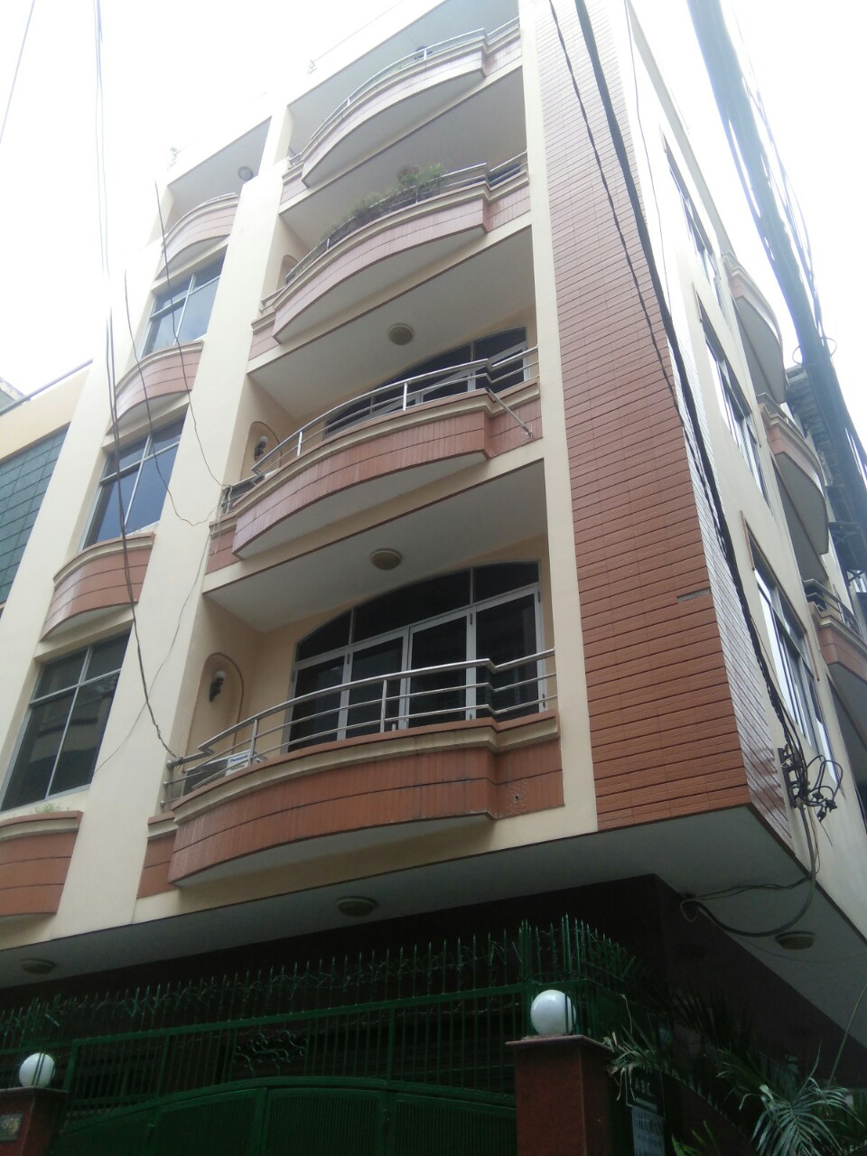 Bán nhà mặt tiền đường Nguyễn Bỉnh Khiêm P.Đa Kao.Q1.4,5x26m,3 lầu,vị trí đắc địa đối diện trung tâm GEM.