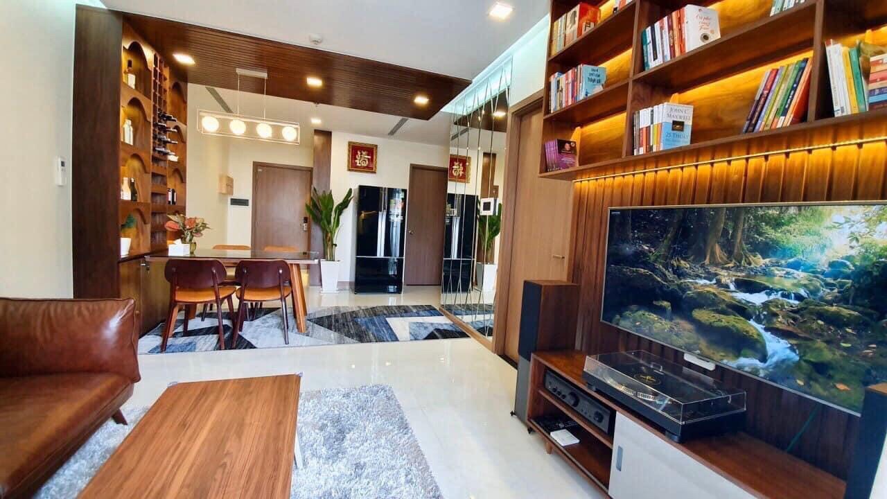 Bán nhà mặt tiền cư xá Nguyễn Trung Trực phường 12 quận 10, DT: 70m2, 3 lầu, giá 12 tỷ, nhà đẹp ở ngay