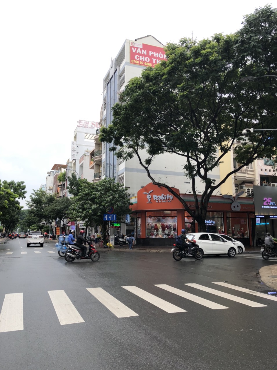 Bán nhà mặt tiền đường Nguyễn Hữu Cầu ngay chợ Tân Định Q.1, DT 6 x 20m (3 lầu) Giá 55 tỷ