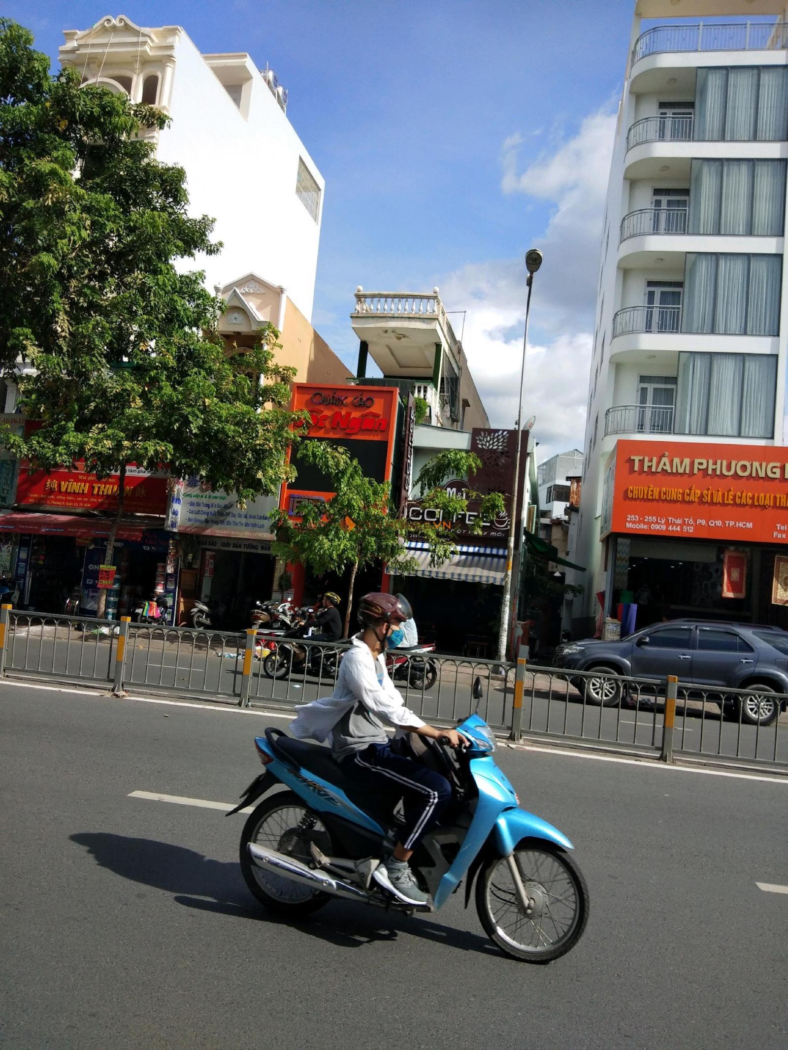Bán nhà mặt phố tại Đường Nguyễn Hồng Đào, Phường 14, Tân Bình, Tp.HCM giá 10.9 Tỷ
