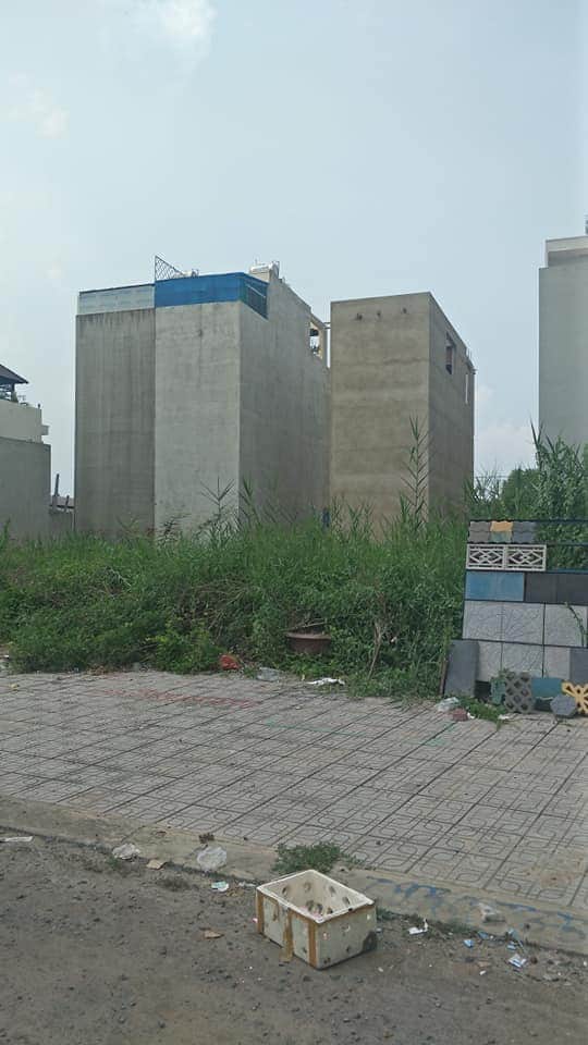 Bán đất mặt tiền đường Lò Lu - Quận 9- Hồ Chí Minh