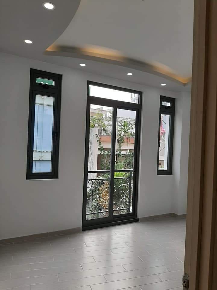 Nhà đẹp Trường Chinh, Tân Bình, 5 tầng, Hẻm Xe Hơi thông, 50m2, LH: 0392459416.