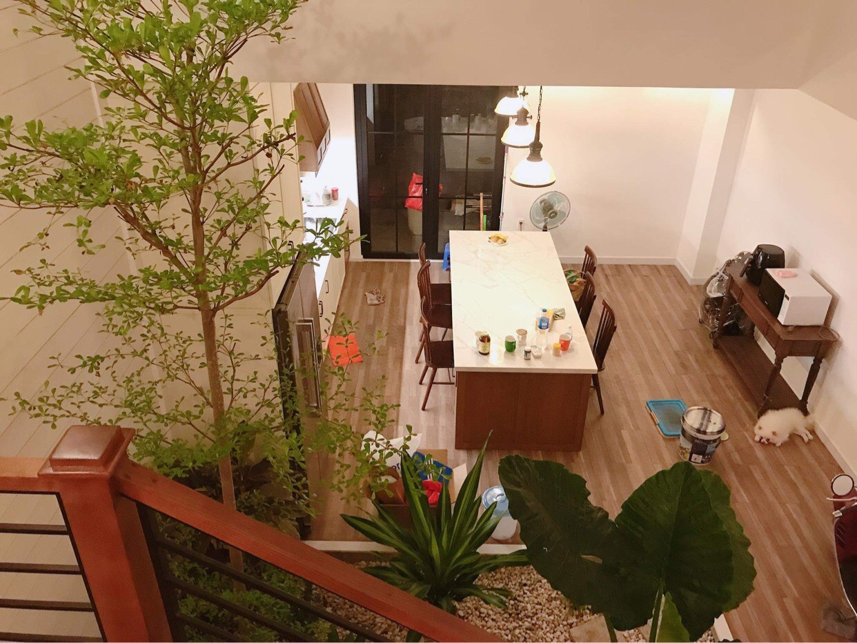 Bán nhà mặt tiền Quận 2, Kế bên Lakeview, Dt: 5x20 Trệt 2 lầu, ST, Gía: 11 tỷ .