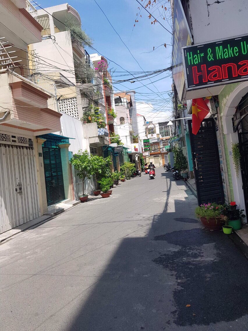 HXH Phạm Văn Hai, P2, Tân Bình; hẻm nhựa 6m, hẻm thông; 5x12m; 3 lầu ST ở liền giá siêu rẻ