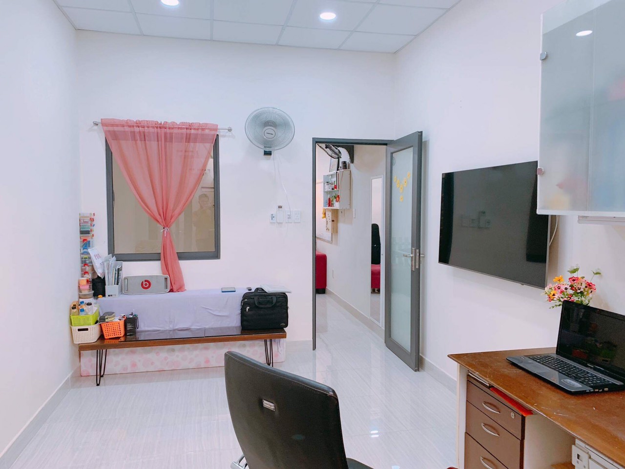 Nhà 1T3L đường Sư Vạn Hạnh, quận 10, 3PN, HXH, Giá 5 tỷ.
