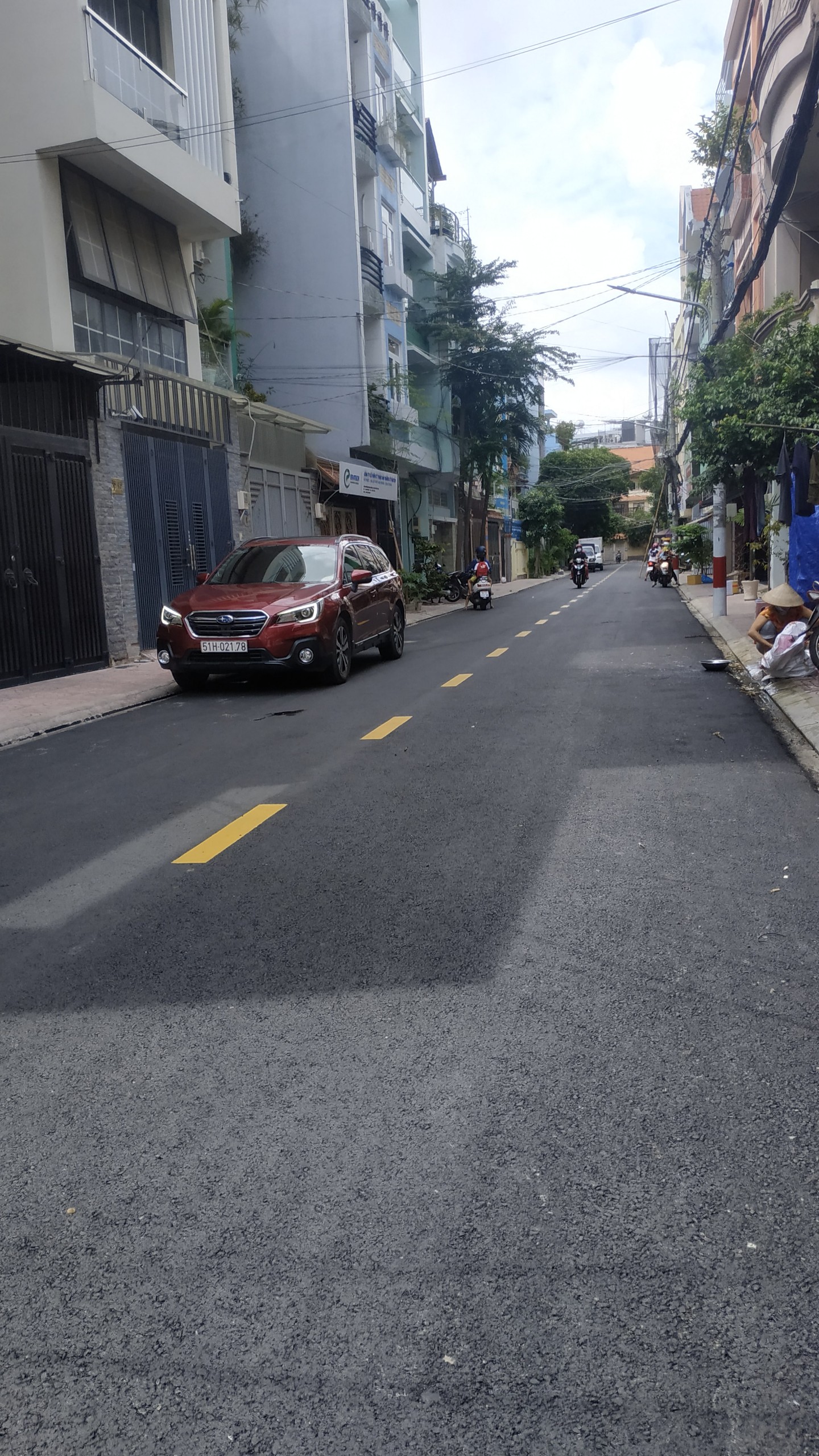 Bán gấp nhà khu vip K300 Nguyễn Minh Hoàng, P12, Tân Bình; 9x20m; vị trí đắc địa chỉ 23.5 tỷ
