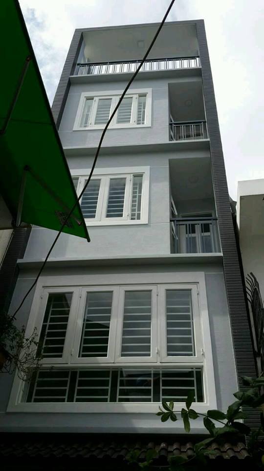 Bán nhà 2 lầu hẻm Cao Đạt Quận 5 dt 3*8m giá chỉ 5 tỷ 600 triệu