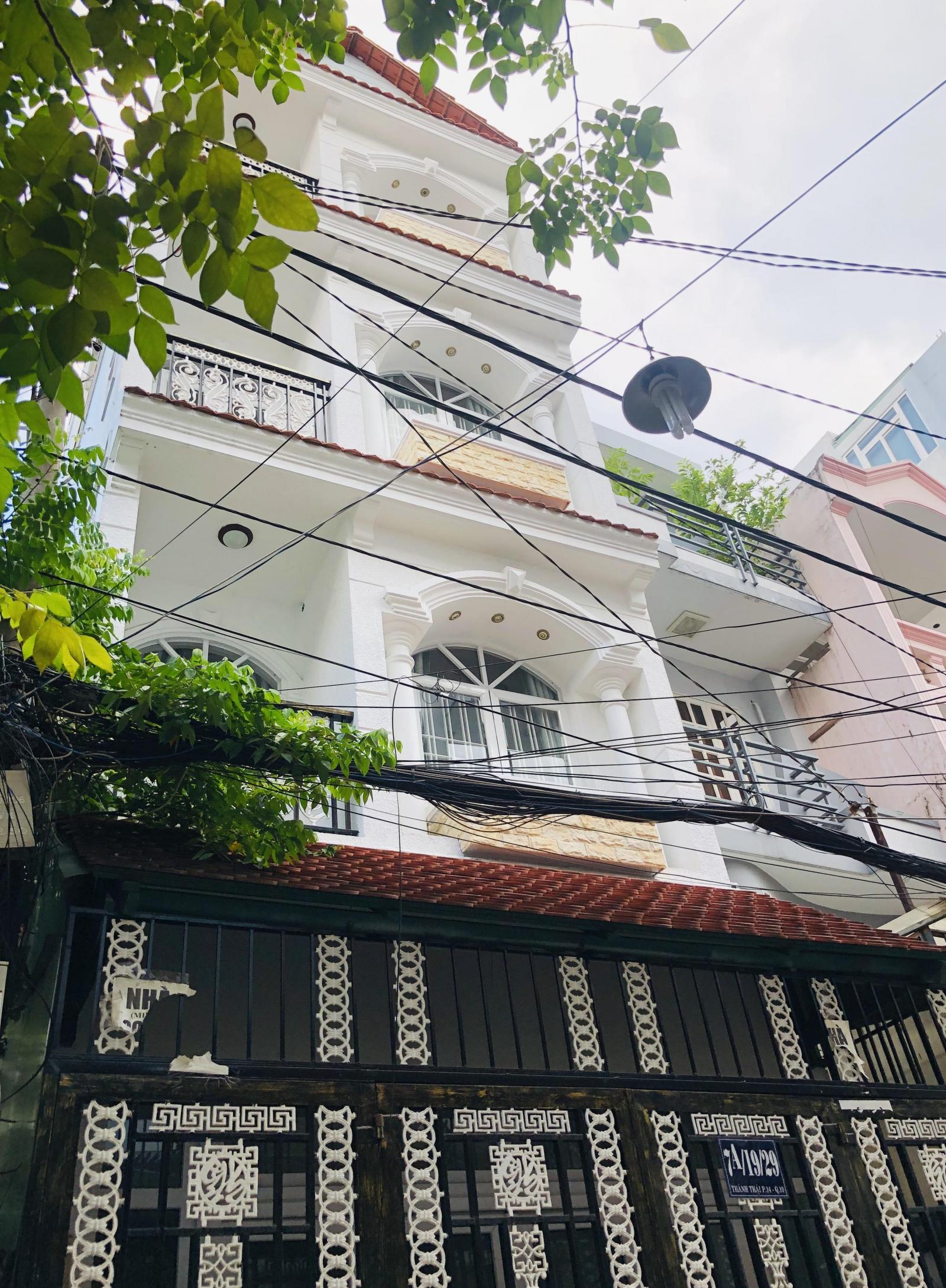 Bán gấp nhà mặt tiền đường 3 tháng 2- Cao Thắng, P.12, Q.10, giá 10.5 tỷ. Thuê 50 triệu