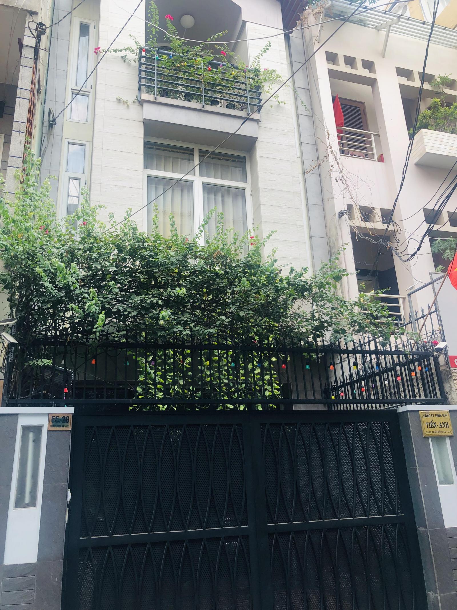 Chính chủ Bán gấp nhà góc 2 mặt tiền hẻm đường 3 tháng 2, Q.10, giá 9.3 tỷ, Dt (6x9), 3 lầu đẹp