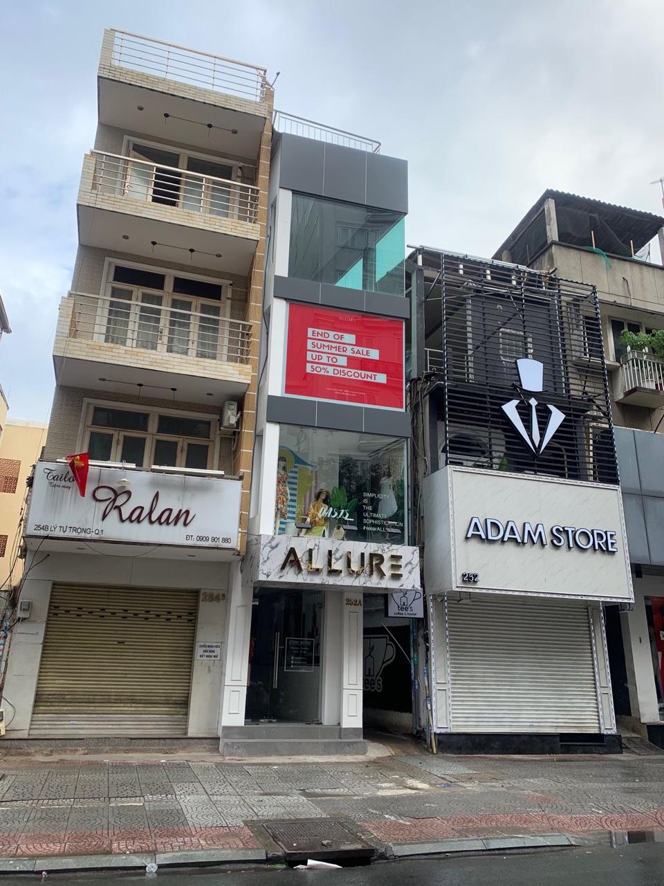 Bán khuôn đất 134 Thành Thái, quận 10.( DT: 22x4.5), Bán 16.2 tỷ. Thông tin đúng