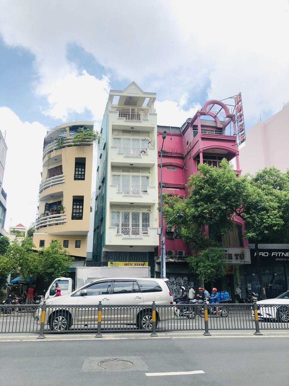 Bán nhà mặt tiền 134 Thành Thái, Quận 10, (Dt: 4x18). giá 18.5 tỷ, 5 tầng