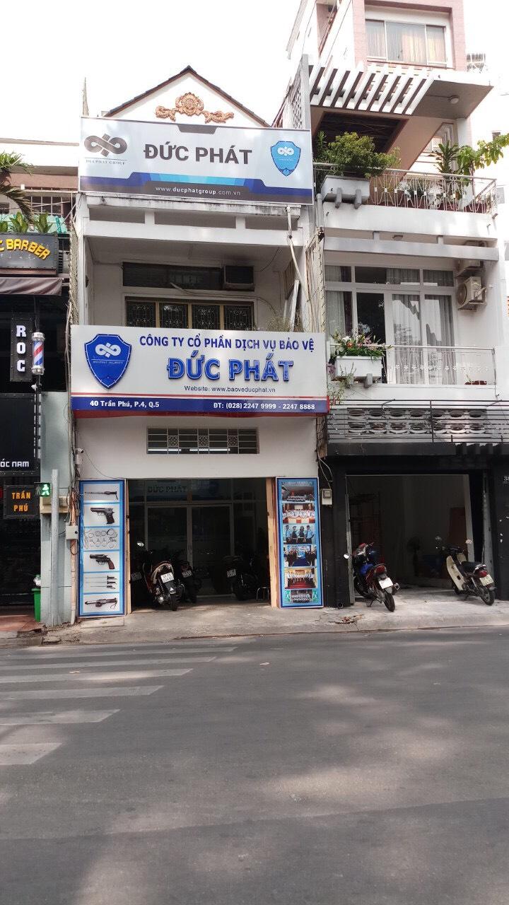 Bán khuôn đất xây căn hộ Tô Hiến Thành ,Quận 10. (DT: 10x30) giá 23.5 tỷ. TNUT: 225 triệu/tháng.