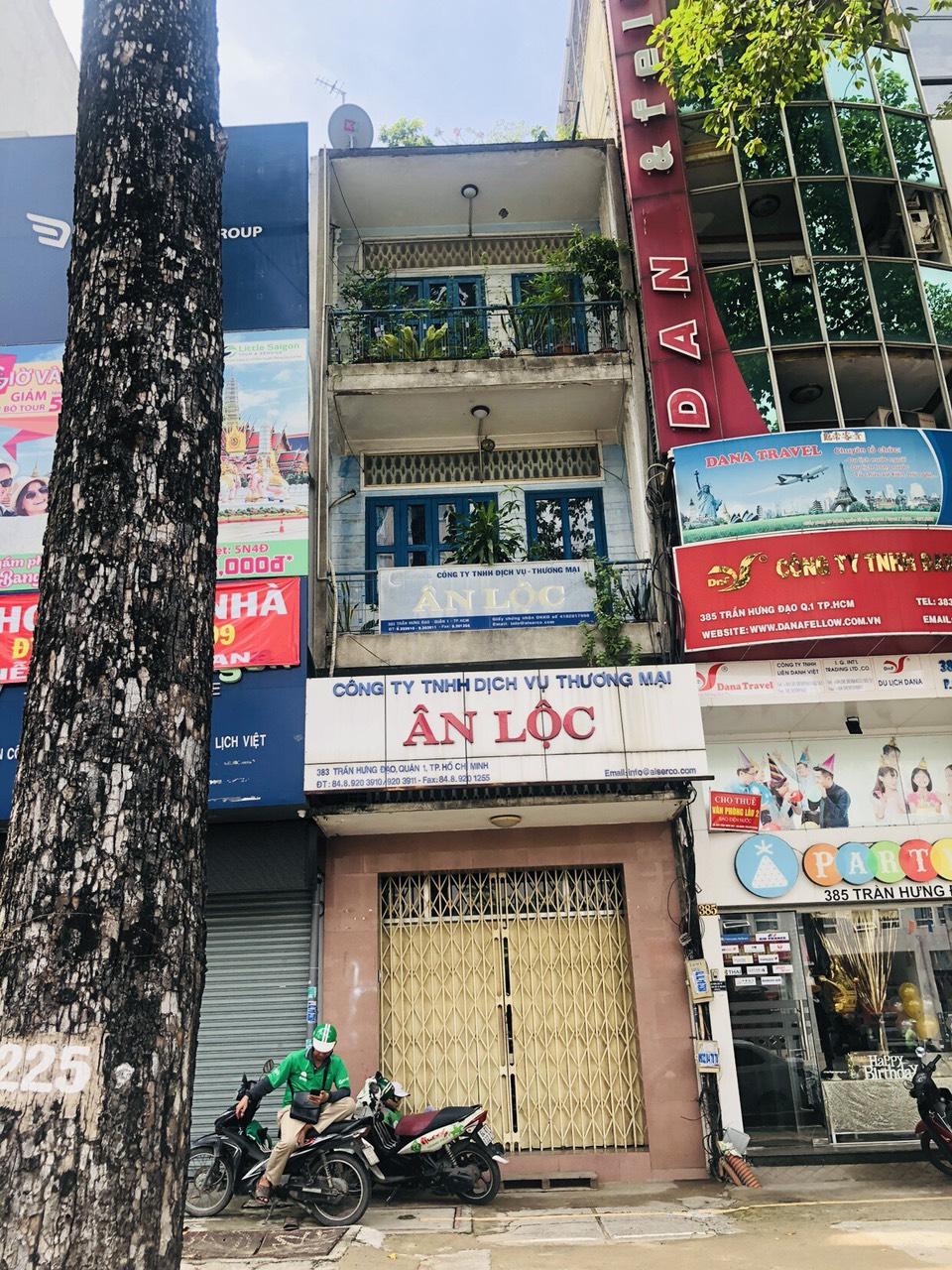 Bán nhà mặt tiền Điện Biên Phủ, P11, Q 10, 150m2, giá rẻ chỉ 26.5 tỷ TL
