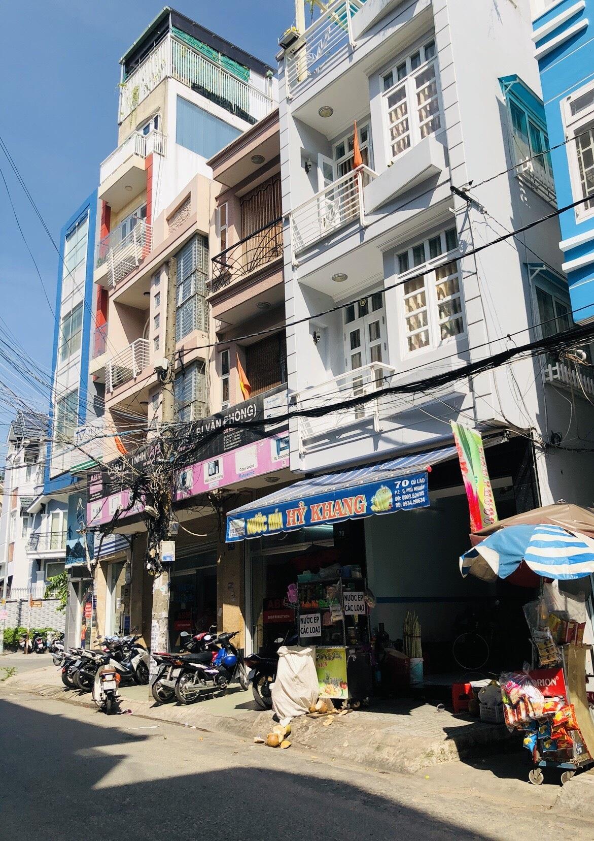 Bán gấp MT (duy nhất 27 tỷ) Trần Hưng Đạo, P. Nguyễn Cư Trinh, Q1, DT: 4.3x20m, 4L, nở hậu