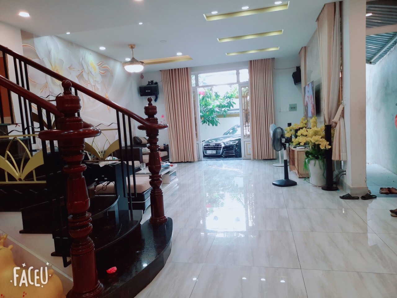 BÁN BIỆT THỰ HẼM 2 XE HƠI TRÁNH NHAU đường HOÀNG HOA THÁM , phường 7, quận BÌNH THẠNH.❤