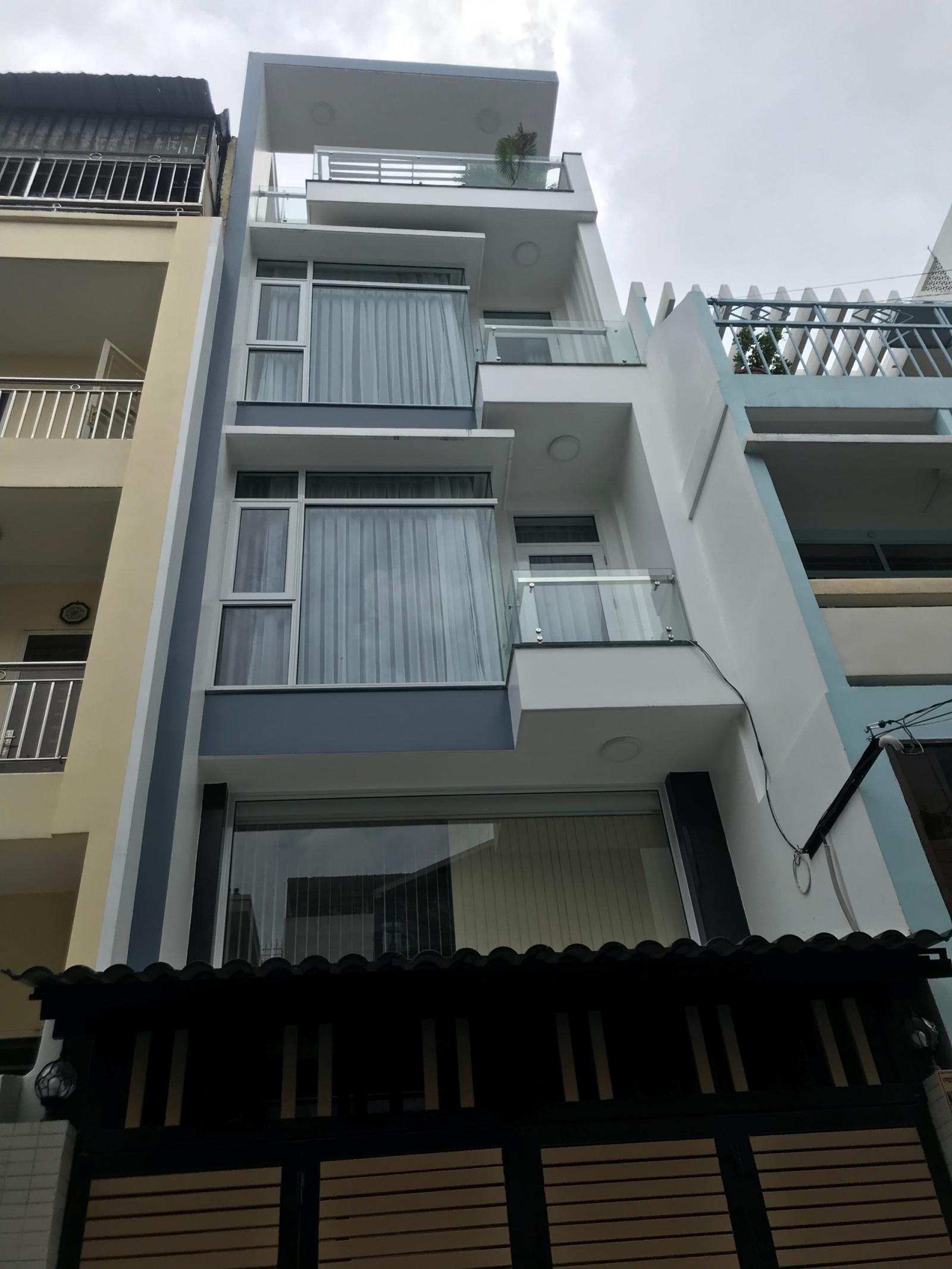 Bán nhà quận 10 đường Nguyễn Tri Phương 3.6x14m, 3 tầng giá 12 tỷ TL