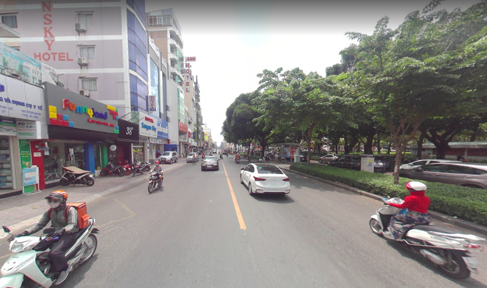 Bán gấp nhà mặt tiền đường Hai Bà Trưng, DT 114m2, 4 tầng, giá 56 tỷ