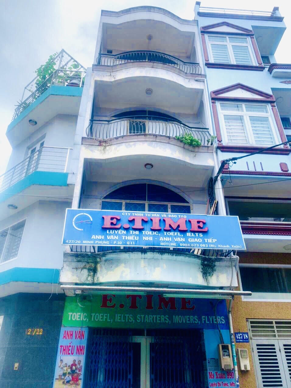 Hạ giá bán gấp nhà Trịnh Đình Trọng, DT hiếm: 4.2x13m, nhà 3 lầu, chỉ còn 5 tỷ 9, LH: 0915190011