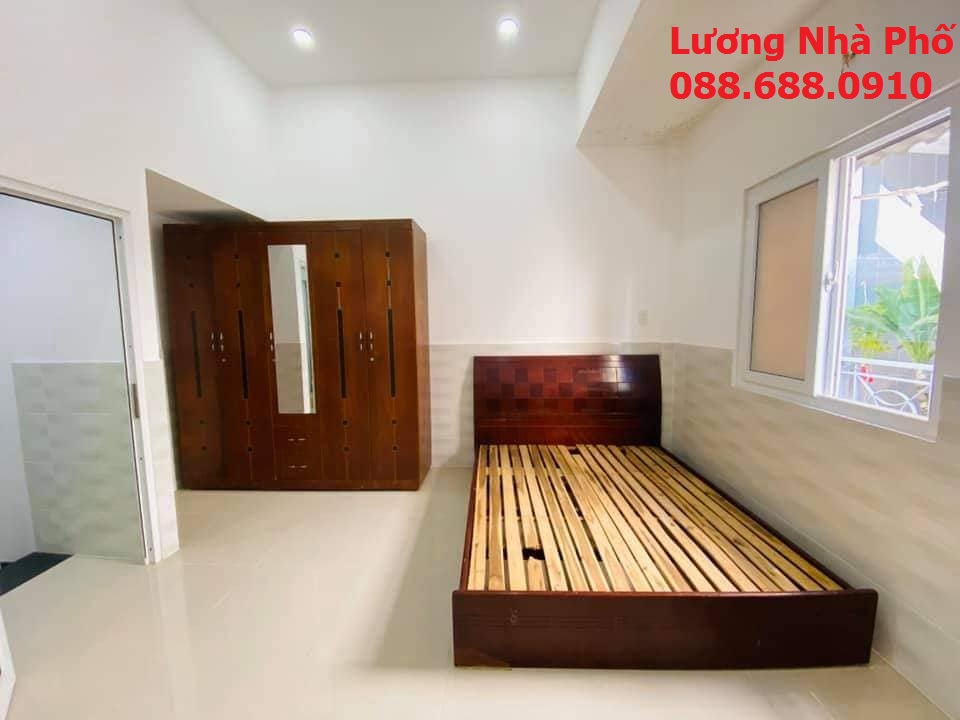 Bán nhà đường Phạm Văn Hai, Quận Tân Bình, 5m x 7m, 2PN, chỉ 3tỷ65, LH: 0886880910