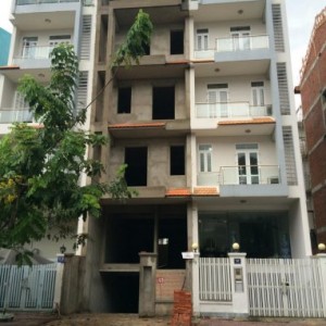 Bán nhà Mặt tiền CX Đồng Tiến quận 10. DT 4x20m, 2 lầu giá 15 tỷ.