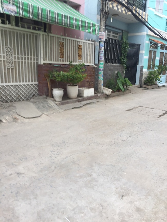 Bán nhà 2 lầu hẻm xe hơi đường Nguyễn Thị Hương Nhà Bè