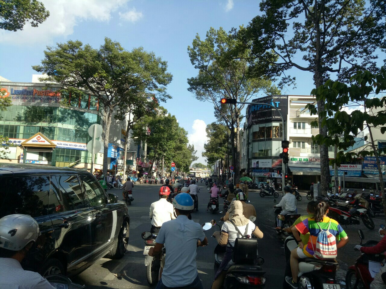 Tôi cần bán nhà 2 MT trước sau ngang 6m 7 lầu Cư xá Bắc Hải, P.15, Q.10
