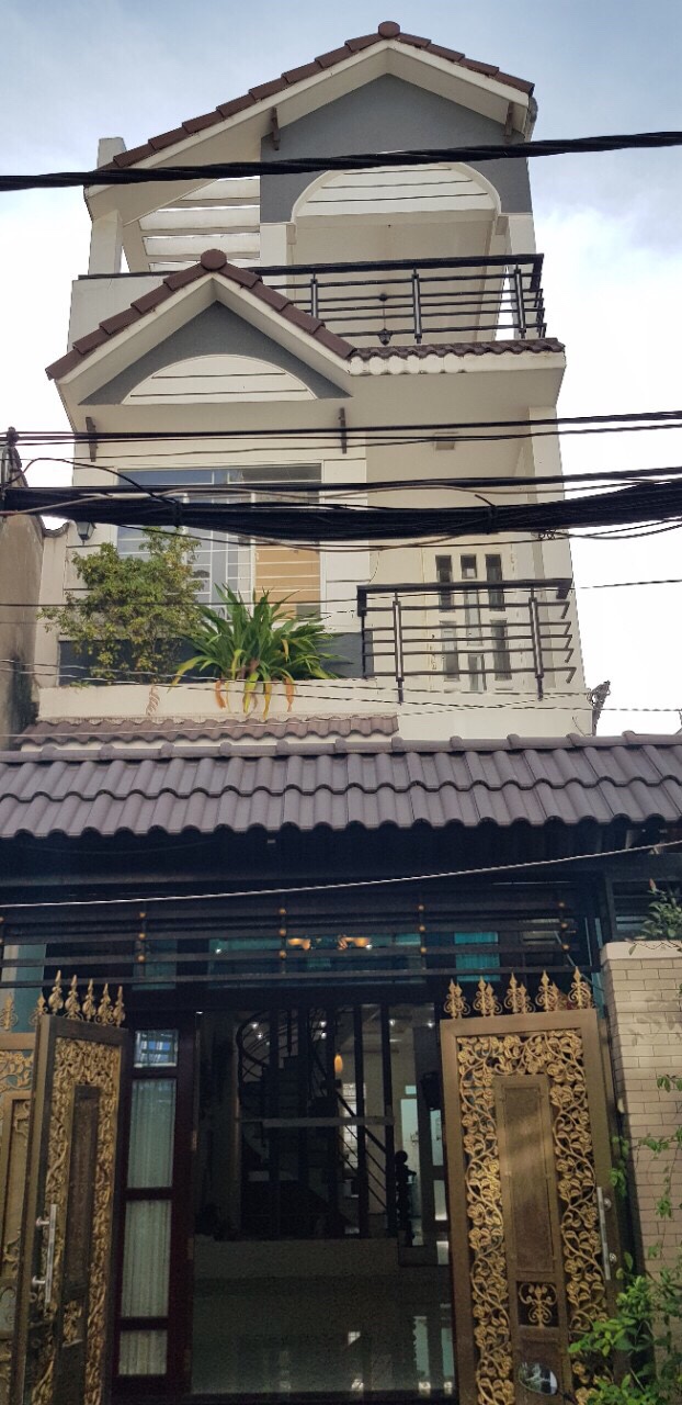 Chỉ hơn 7 tỷ, bán nhà đẹp mới 99% 2 lầu ST trong khu biệt thự sân bay Nguyễn Văn Vĩnh, DTSD 179m2