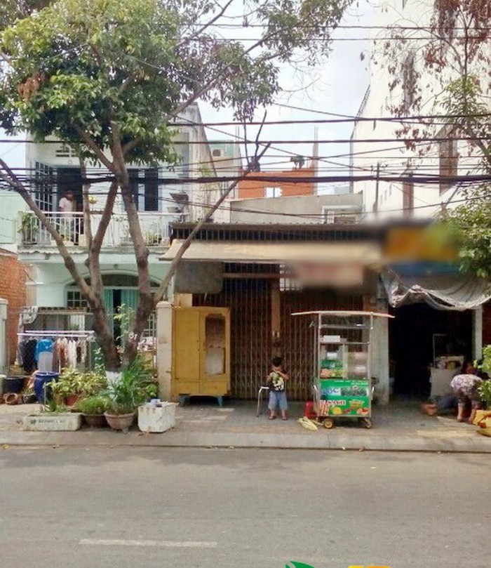 Bán nhà nát măt tiền đường số 13 Phường Linh Xuân Quận Thủ Đức giá bán 5 tỷ thương lượng