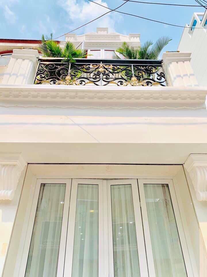 Bán nhà mặt tiền D2. DT 9x29. Hầm 7 lầu gồm 50 CHDV. HĐT 400tr/tháng. Giá 52 tỷ