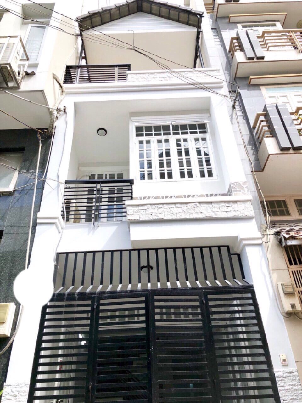 Bán gấp nhà riêng Nguyễn Đình Chiểu, P5, Q3. nhà 4 tầng có 5 PN rộng rãi giá chỉ 13.5 tỷ